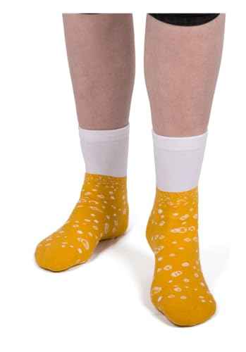 Palleon Socken in Dose – 1 Paar Socken in Metalldose | Lustige Geschenkidee für Damen & Herren | Einheitsgröße 36–42 | Prosecco Bier Pride Motiv